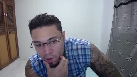 allen_ferrer10 online show from January 13, 11:47 am