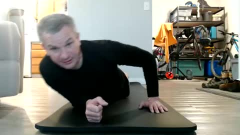 allnaked4 online show from December 28, 5:14 pm