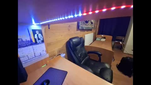 almirsex online show from November 2, 4:44 pm