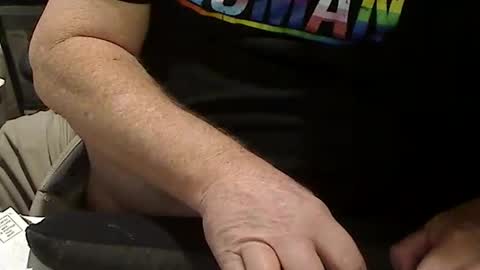 Loooopy online show from March 4, 6:04 pm