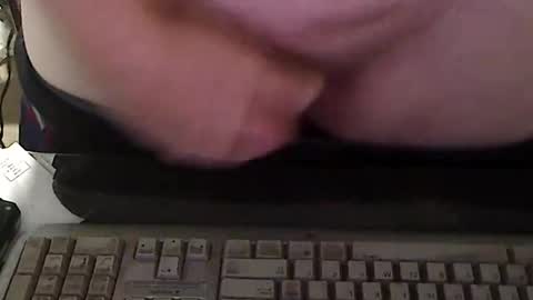 Loooopy online show from February 14, 11:33 pm