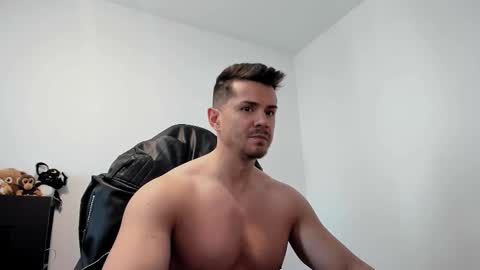 LeatherMaster online show from March 26, 8:29 am