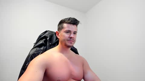 LeatherMaster online show from February 20, 6:39 am