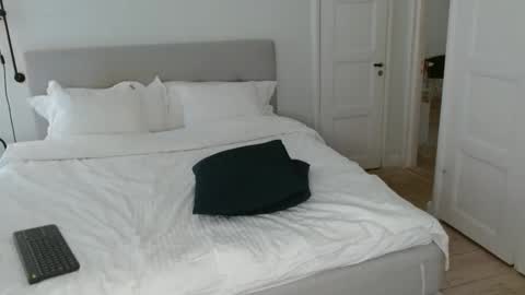 alphahung23 online show from February 5, 8:21 am