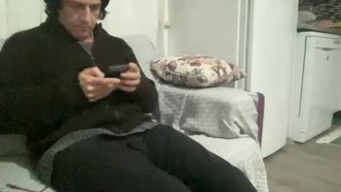 AlphAndre online show from December 16, 5:54 pm