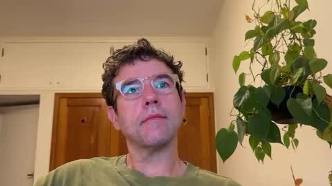 alto1e90br online show from April 7, 9:15 pm