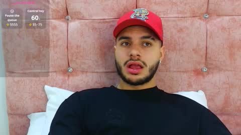 Amadeo Wild online show from November 14, 2:29 pm