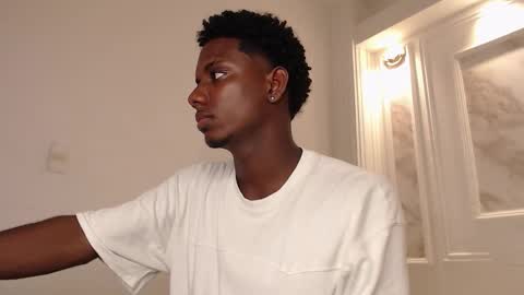 Snapshot of amare_25 chatting on October 21, 7:17 pm Amare online show from October 21, 7:17 pm