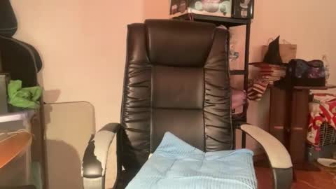 amo_s online show from October 16, 12:02 pm