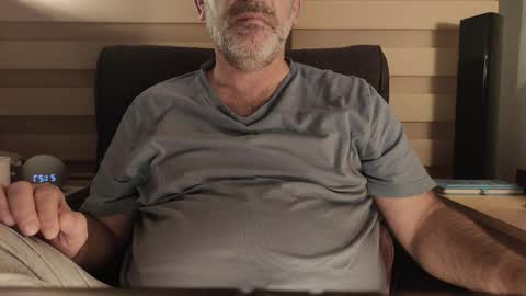 AmorLin online show from April 2, 6:27 pm