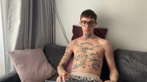 simon online show from April 11, 12:18 am