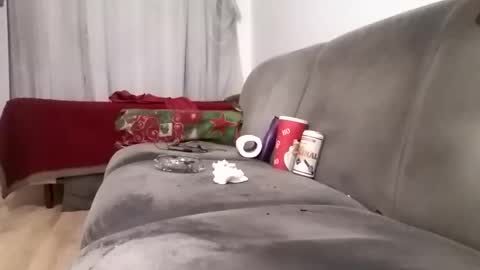 Snapshot of andemax chatting on December 25, 12:05 am And 16.8 online show from December 25, 12:05 am