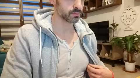 andrea_feetlover online show from January 12, 6:39 am