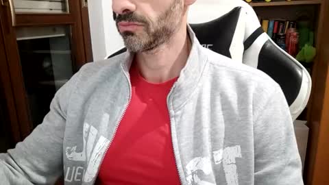 andrea_feetlover online show from May 14, 7:12 pm