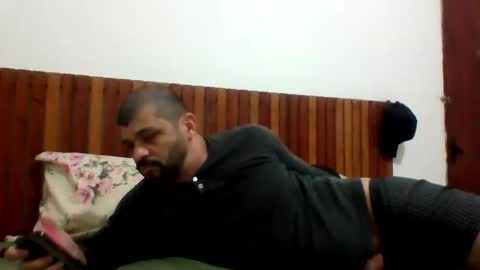 Snapshot of andreloko123 chatting on September 25, 2:21 am andreloko123 online show from September 25, 2:21 am