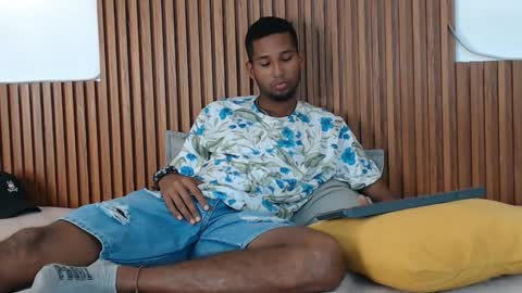 andres_kor online show from December 12, 12:12 pm