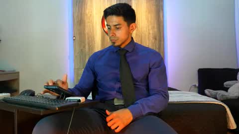 Andrew online show from January 11, 7:12 am