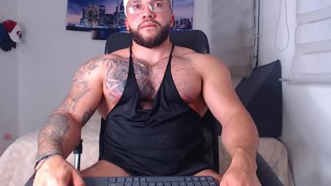 Snapshot of andrew_holden__ chatting on September 17, 1:06 am andrew_holden__ online show from September 17, 1:06 am