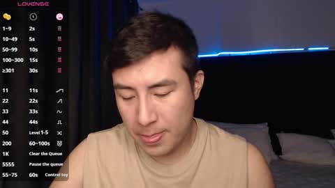 andrewmhilton_ online show from November 5, 6:26 am