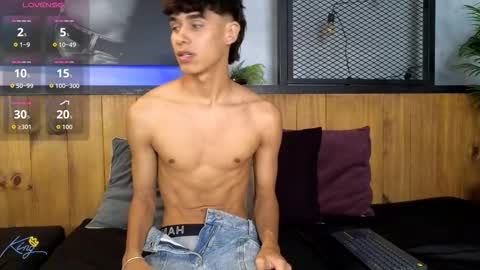 AndreWortix online show from March 5, 4:41 am