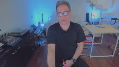 Andrew online show from September 29, 8:27 pm