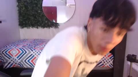 andy_dan1 online show from February 17, 8:26 pm