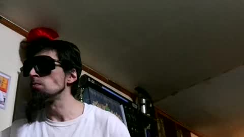 Snapshot of andybadass chatting on December 24, 1:17 pm andybadass online show from December 24, 1:17 pm