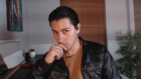 Andy Joy  online show from May 30, 11:43 am