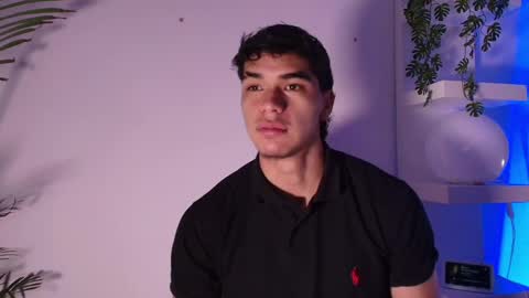 andypalmerr online show from April 18, 6:15 am