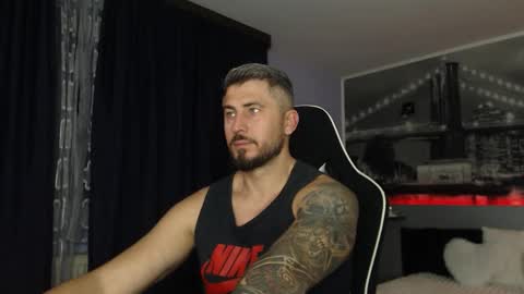 Magic Andy online show from November 11, 12:15 am