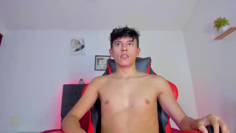 ngel Esteban  online show from October 13, 3:56 am