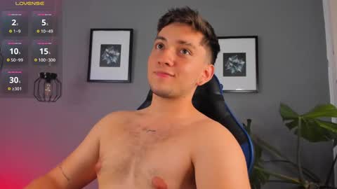 angelbell19 online show from December 24, 9:11 pm