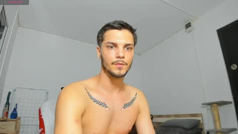 Frankie  online show from April 5, 5:53 pm