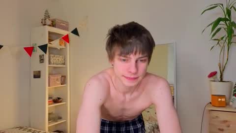 Daniel online show from February 8, 12:49 am