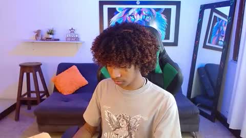 Angel online show from October 28, 9:28 pm