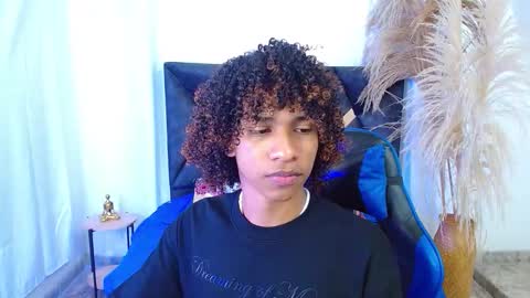 Angel online show from March 28, 9:04 pm