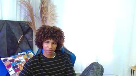 Angel online show from November 11, 8:36 pm