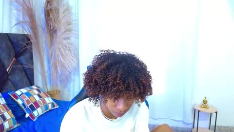 Angel online show from November 21, 9:03 pm