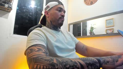 angellatino0 online show from February 2, 3:43 am