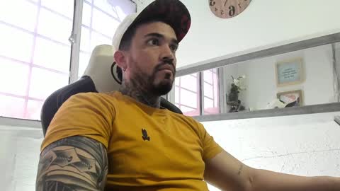 angellatino0 online show from January 2, 8:46 pm