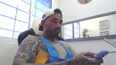 angellatino0 online show from February 16, 9:38 pm