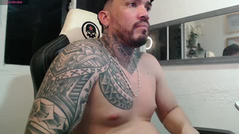 angellatino0 online show from December 20, 3:47 am