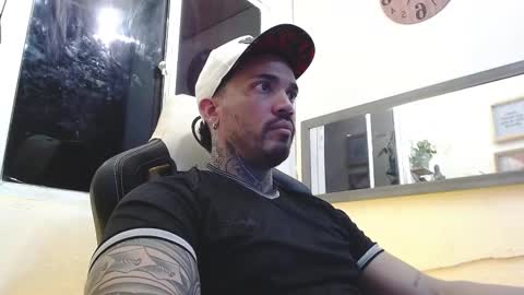 angellatino0 online show from February 20, 3:56 am