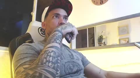 angellatino0 online show from February 24, 3:02 am