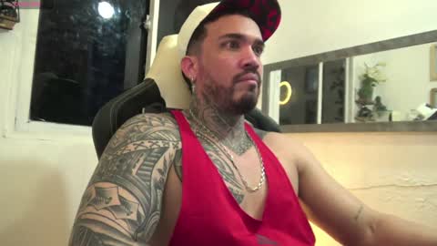 angellatino0 online show from December 26, 1:40 am