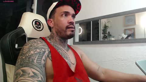 angellatino0 online show from December 17, 7:18 am