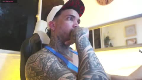 angellatino0 online show from March 6, 7:03 am
