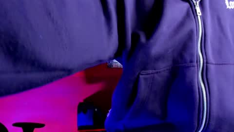 Snapshot of angellonfire chatting on February 8, 3:52 am Angel  online show from February 8, 3:52 am