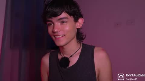 Angelo I work from home this is my room  online show from January 31, 11:25 pm