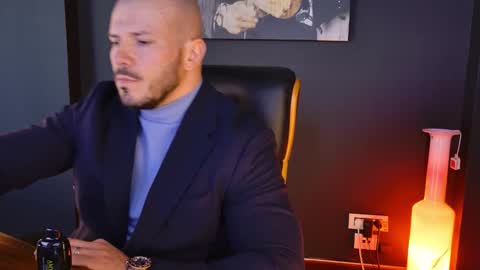 BlackWolf online show from November 24, 11:33 am